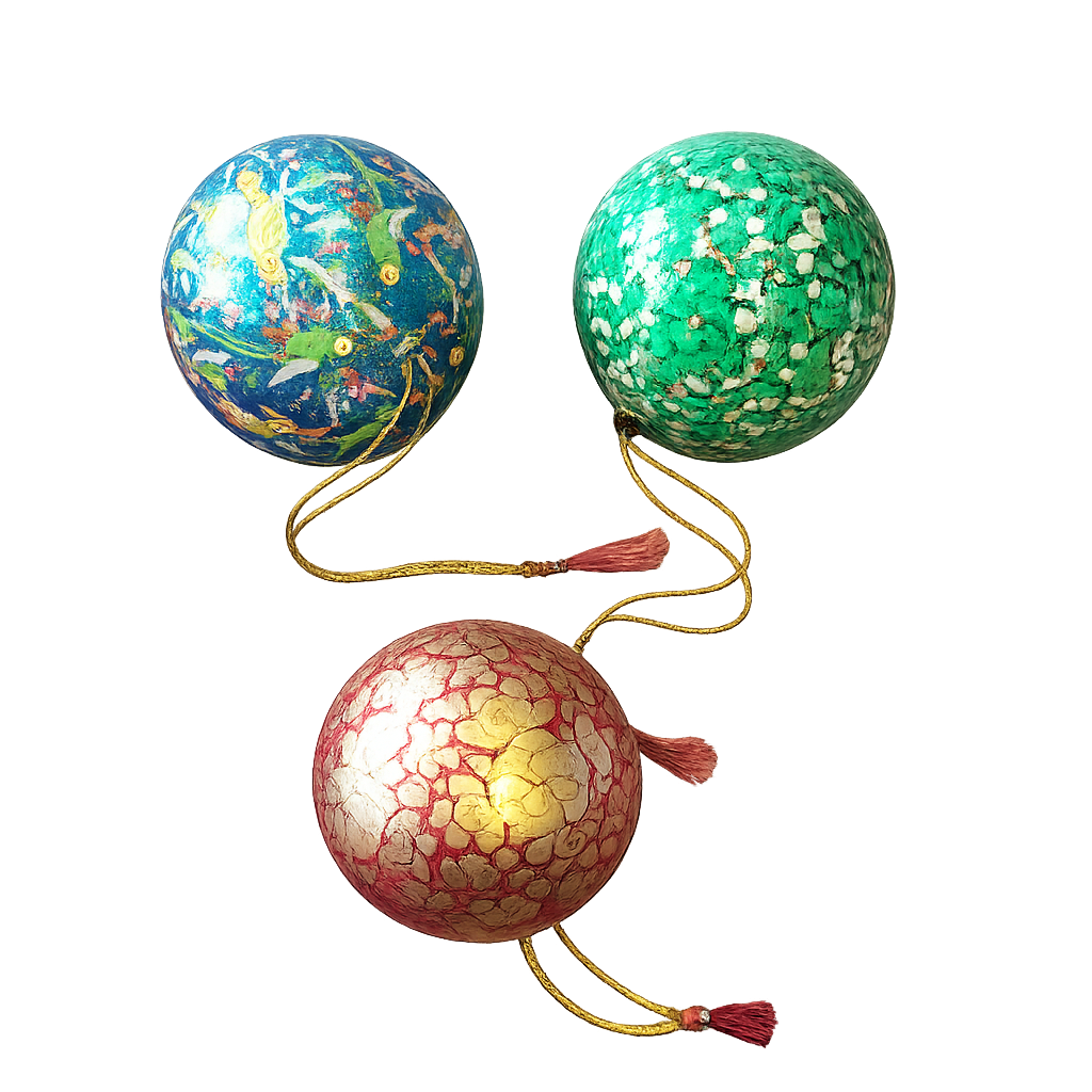 Set of 03 Paper Mache Balls